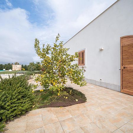 Private Pool & Parking Donna Lina Villa Conversano Buitenkant foto