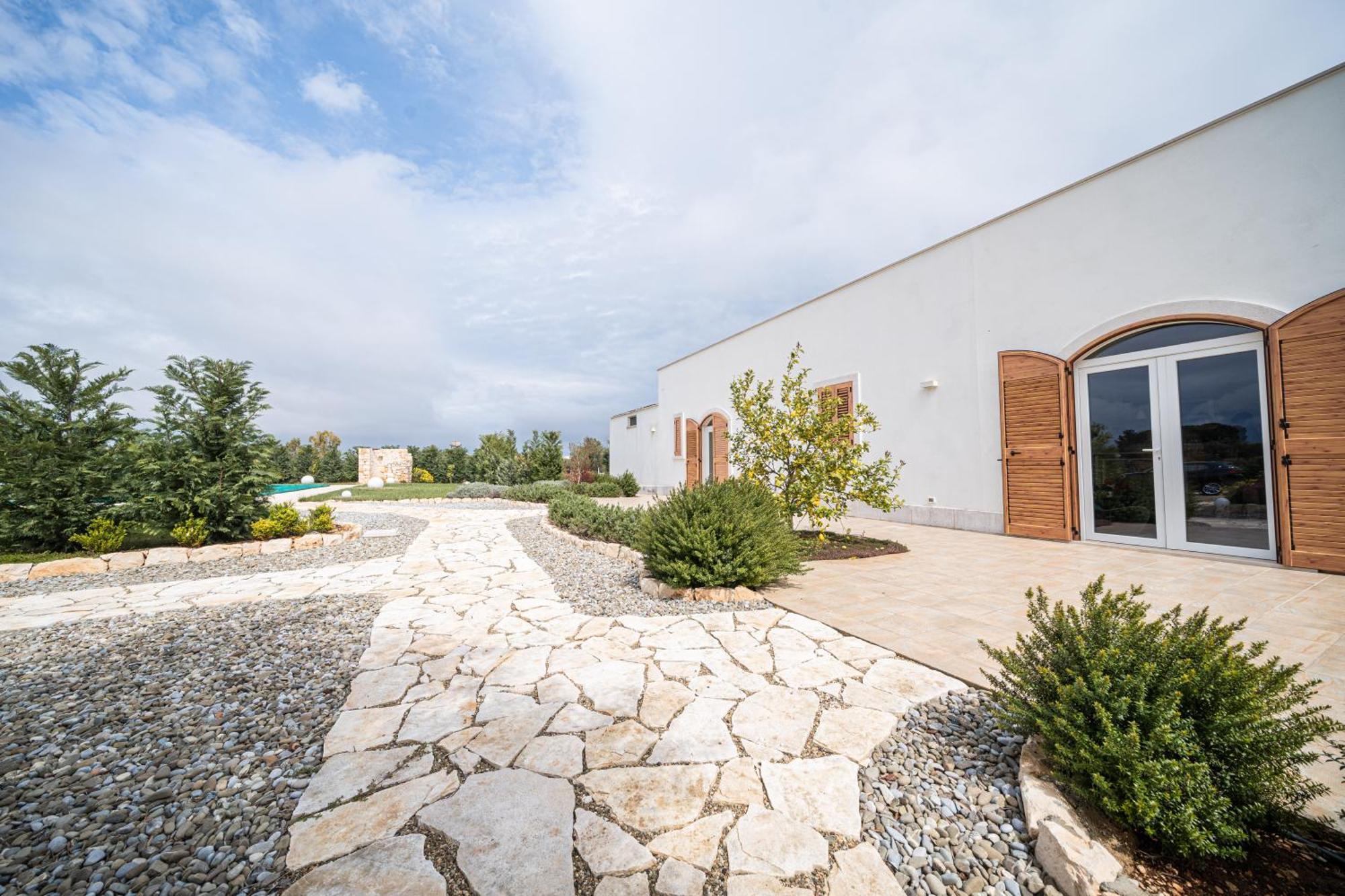 Private Pool & Parking Donna Lina Villa Conversano Buitenkant foto