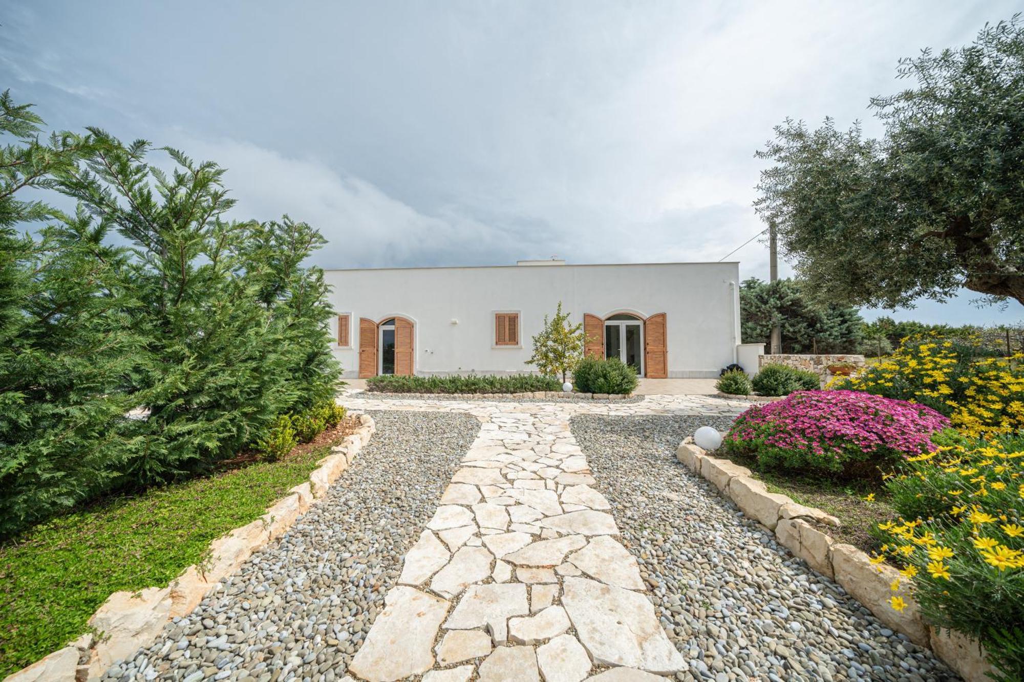 Private Pool & Parking Donna Lina Villa Conversano Buitenkant foto